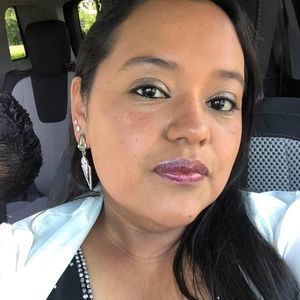 Meet your Posher, Karina